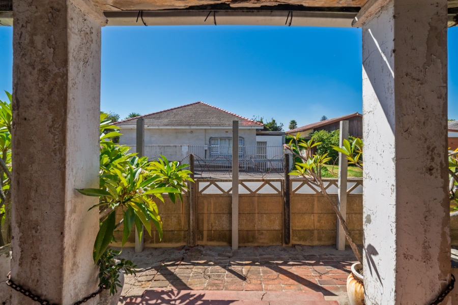 4 Bedroom Property for Sale in Rugby Western Cape